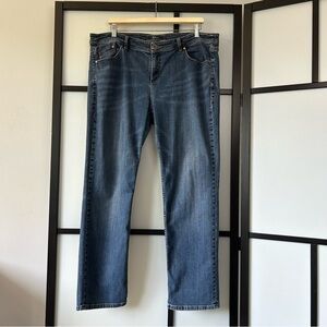 [16] Tommy Bahama Women’s Classic Boyfriend Denim Blue Jean Heritage Wash